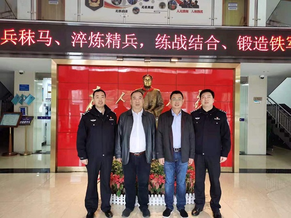 学习枫桥经验图片.jpg